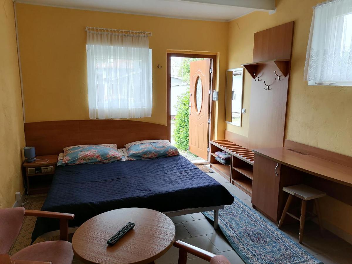 Dom Pod Gruszka Appartement Pobierowo Buitenkant foto