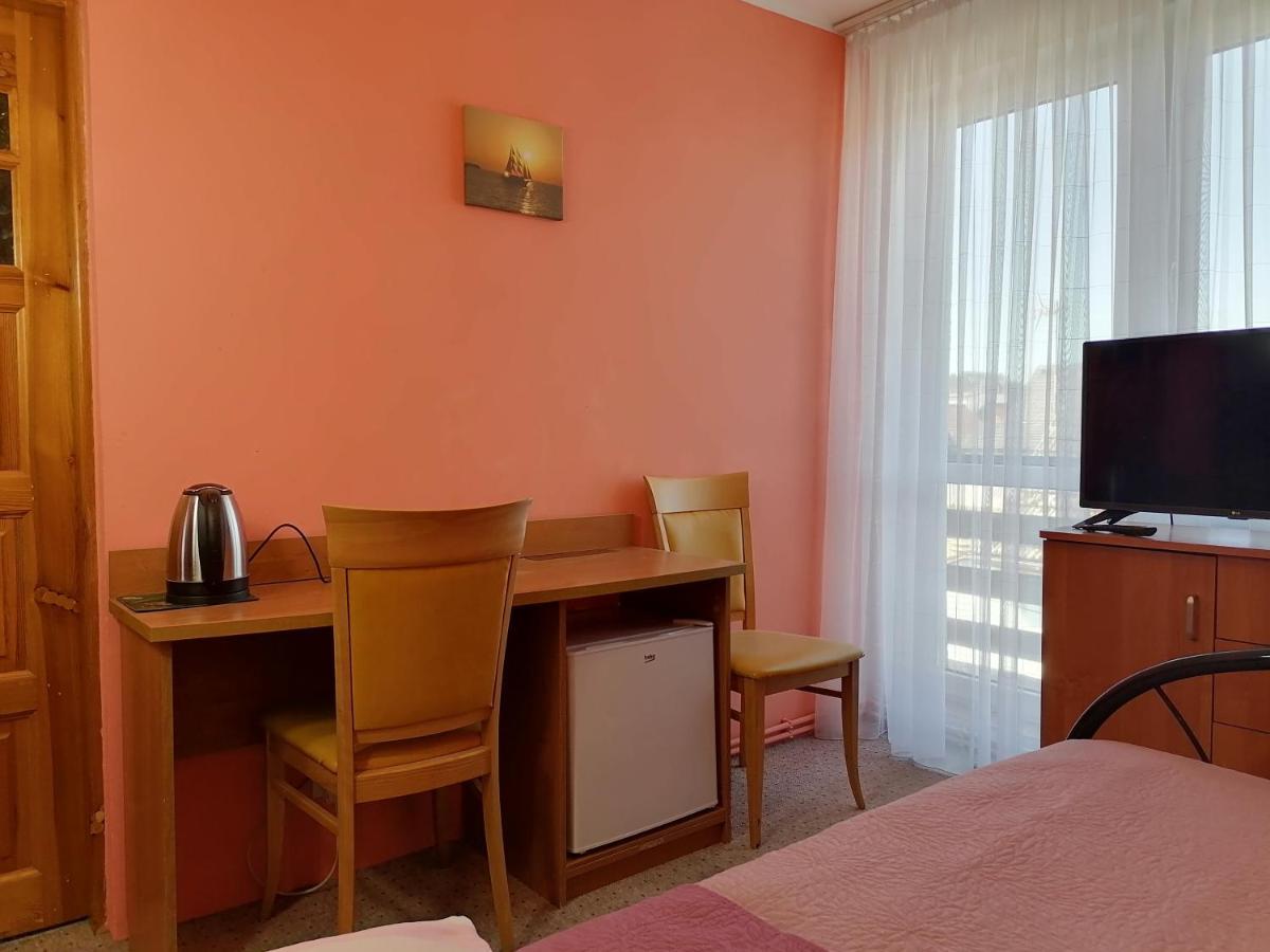 Dom Pod Gruszka Appartement Pobierowo Buitenkant foto