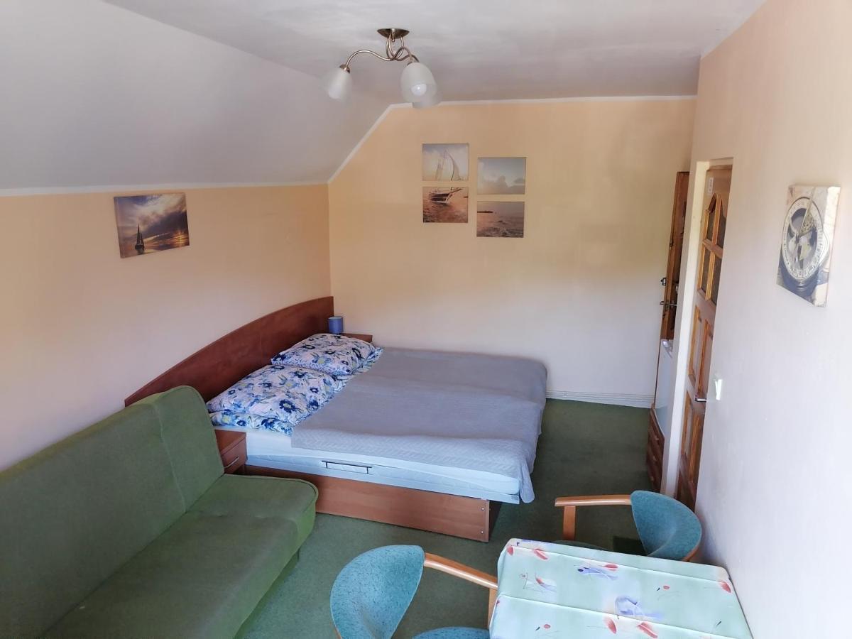 Dom Pod Gruszka Appartement Pobierowo Buitenkant foto