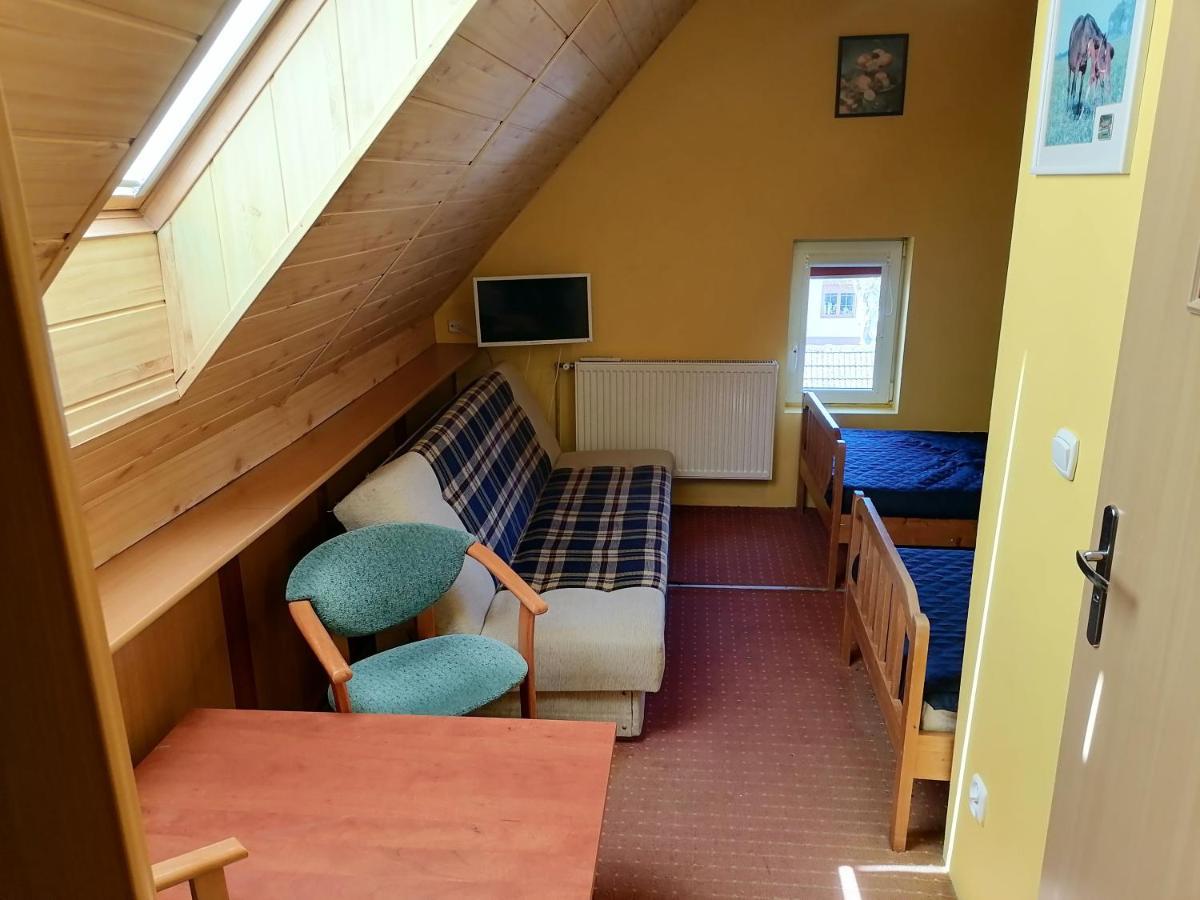 Dom Pod Gruszka Appartement Pobierowo Buitenkant foto