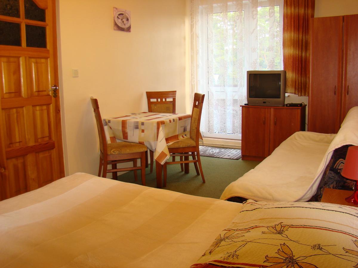 Dom Pod Gruszka Appartement Pobierowo Buitenkant foto