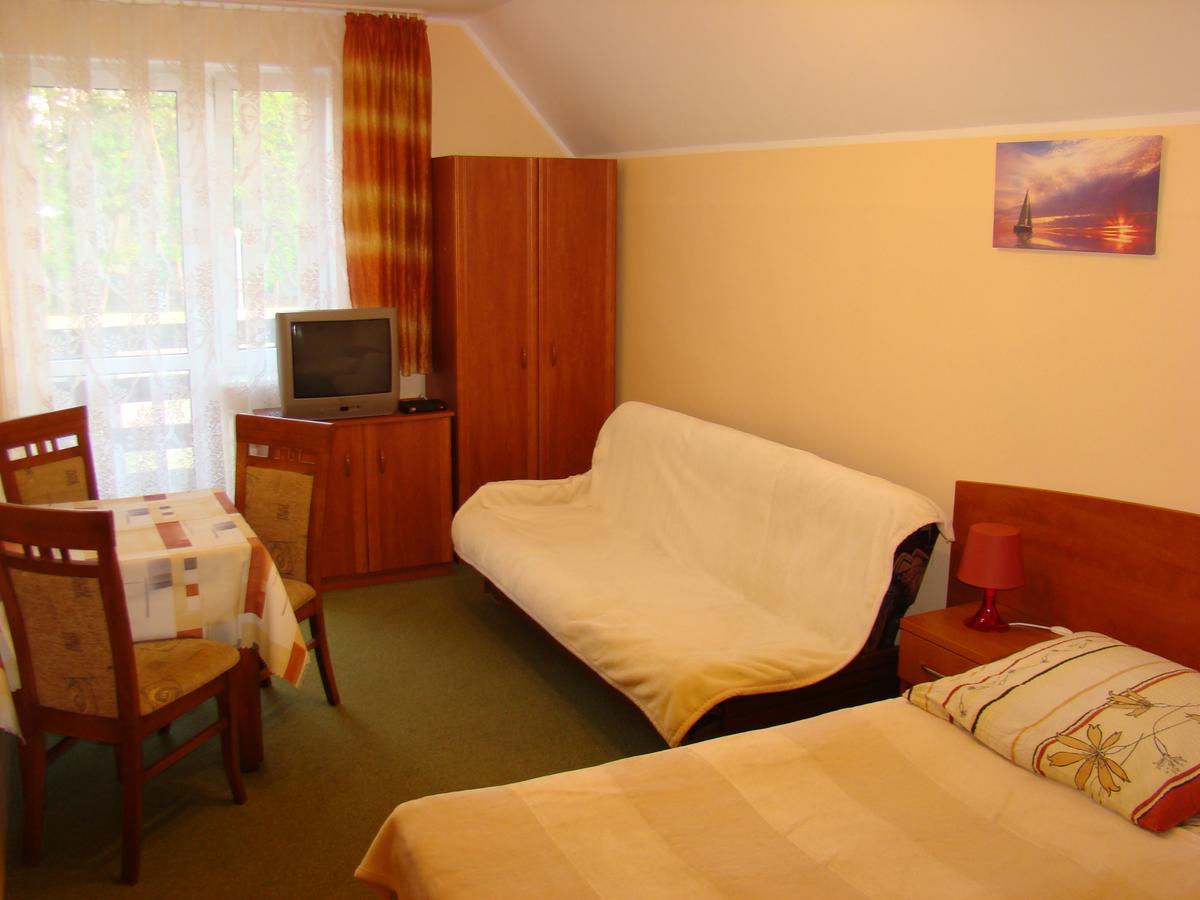 Dom Pod Gruszka Appartement Pobierowo Buitenkant foto