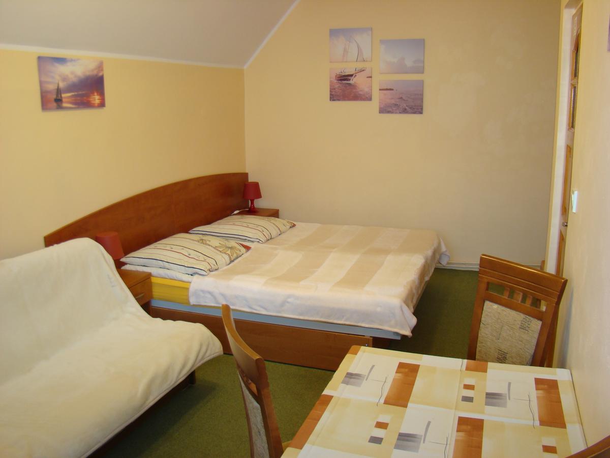 Dom Pod Gruszka Appartement Pobierowo Buitenkant foto