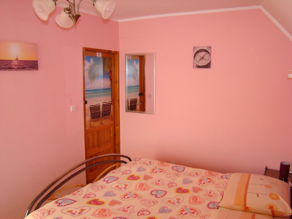 Dom Pod Gruszka Appartement Pobierowo Buitenkant foto